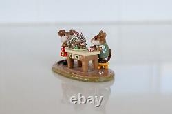 RETIRED HOME SWEET HOME Wee Forest Folk WFF M-2227 Plain base Perfect with Box