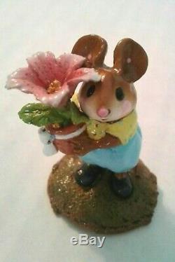 WEE FOREST FOLK M-109 LOVE IN BLOOM RETIRED 2003 NEW SPECIAL COLOR RARE flower