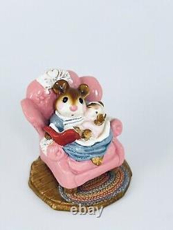 Wee Forest Folk Babysitter Mouse M-066 Retired 1993 Signed AP Annette Petterson