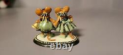 Wee Forest Folk Christmas Belles Holiday Special M-304c 2003 AP Retired Green