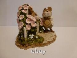 Wee Forest Folk FS-3 Mousie Comes A-Calling Retired