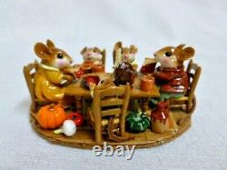 Wee Forest Folk Family Gathering Special Edition M-302 Retired Mouse Figurine