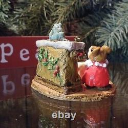 Wee Forest Folk Figurine M-191 Christmas Eve (Red)