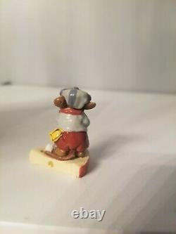 Wee Forest Folk Golfer Mouse MS-10, RETIRED WITH BOX