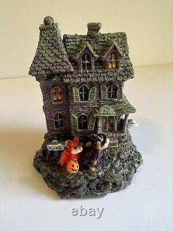 Wee Forest Folk Haunted Mouse House Halloween M-165 Donna Petersen
