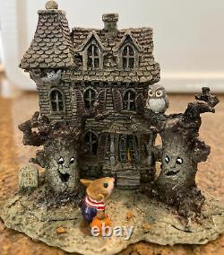 Wee Forest Folk Haunted Mouse House M-165a Made for Short Time Retired Signed