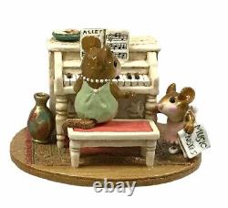 Wee Forest Folk His Music Lesson Retired M 282a. 2002 to 2013 Collectible
