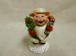 Wee Forest Folk Holly Hog P-11S Retired LE 186/310