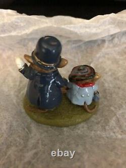 Wee Forest Folk LTD-02 HELPING HAND Police Retired 1985 SIGNED Peterson