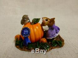 Wee Forest Folk Looking Over 1st Prize Limited Edition m-323a Retired Halloween
