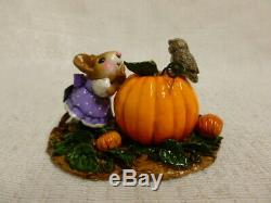 Wee Forest Folk Looking Over 1st Prize Limited Edition m-323a Retired Halloween