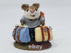 Wee Forest Folk M-110 Traveling Mouse 1984- Annette Peterson- RETIRED