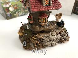 Wee Forest Folk M-189? LITTLE MICE WHO LIVED IN A SHOE? Retired PRISTINE