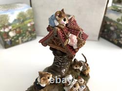 Wee Forest Folk M-189? LITTLE MICE WHO LIVED IN A SHOE? Retired PRISTINE