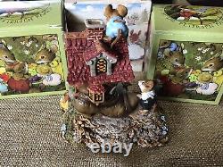 Wee Forest Folk M-189 Little Mice Who Lived in a Shoe (RETIRED)