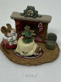 Wee Forest Folk M-191 Christmas Eve, Annette Peterson 1993 Retired