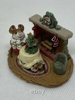 Wee Forest Folk M-191 Christmas Eve, Annette Peterson 1993 Retired