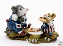 Wee Forest Folk M-244 Possum's Pizza Party USA Special (Retired)