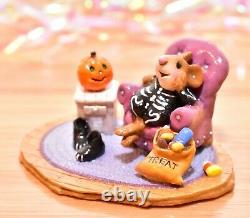 Wee Forest Folk M-273a Treat & Retreat Halloween Skeleton Mouse Retired WFF
