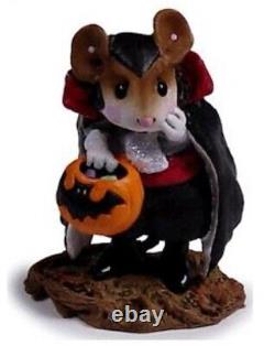 Wee Forest Folk M-284a Count Spooky! Mint Retired Htf