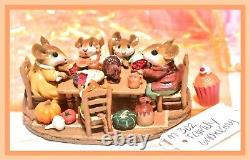 Wee Forest Folk M-302 Family Gathering Thanksgiving Table RETIRED Mouse WFF