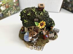 Wee Forest Folk M-311d? SUMMER COTTAGE Retired PRISTINE in Box