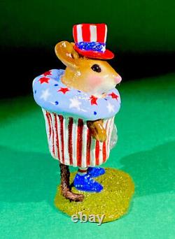 Wee Forest Folk M-574i JULY 4TH CUPCAKE TREAT, Retired 2017. Fast Free Shipping