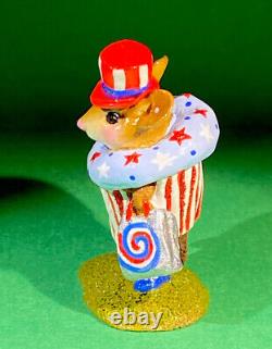 Wee Forest Folk M-574i JULY 4TH CUPCAKE TREAT, Retired 2017. Fast Free Shipping