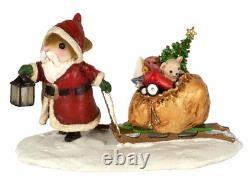 Wee Forest Folk M-628 Ole' St. Nick (RETIRED)