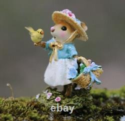 Wee Forest Folk Miniature Figurine M-321c Sweet Songbird