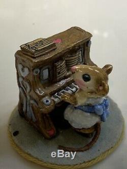 Wee Forest Folk Mouse Pianist Blue Dress Retired in 1984