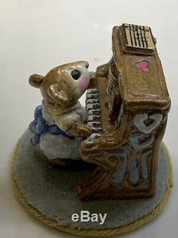 Wee Forest Folk Mouse Pianist Blue Dress Retired in 1984