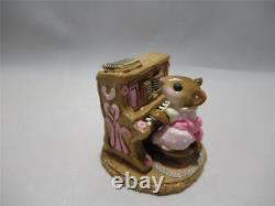Wee Forest Folk Mouse Pianist Pink Dress Cloth Rug Retired in 1984 WFF Box