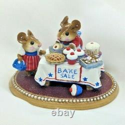 Wee Forest Folk Patriotic Mouseys Bake Sale Red White Blue M-220 1996 Retired DP