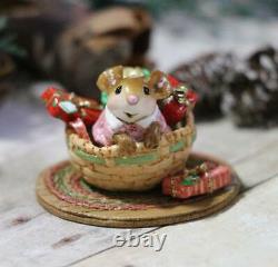 Wee Forest Folk Retired Christmas Figurine M-681a Christmas Pop Up (girl)