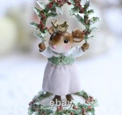 Wee Forest Folk Retired Christmas Figurine M-704 Vintage Chris-Miss
