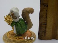 Wee Forest Folk Squirrel Peasant a' la Gauguin MU-6 Retired 2007 The Meadow Muse