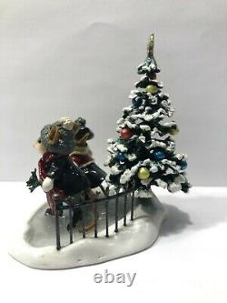 Wee Forest Folk Strolling Through the Seasons Retired 2004 Winter version