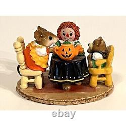 Wee Forest Folk Tea For Three Limited Halloween Edition M-177 Mouse Retired