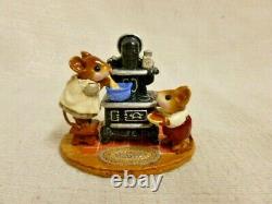 Wee Forest Folk The Old Black Stove Special Edition m-185 Retired Mouse