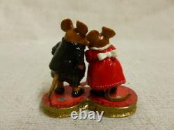 Wee Forest Folk The Valentine Wee Family Limited Edition M-259b Mouse Retired