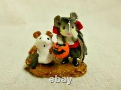 Wee Forest Folk Two Scared Spooks Halloween Edition Red m-284 Retired