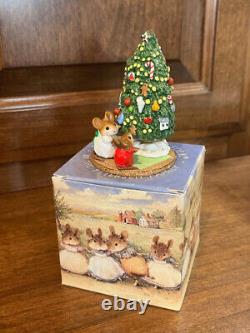 Wee Forest Folk Under The Chris-Mouse Tree M-123 Retired Mint Condition with box