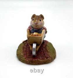 Wee Forest Folk WFF M-104 Harvest Mouse with Seeds Retired in 1984