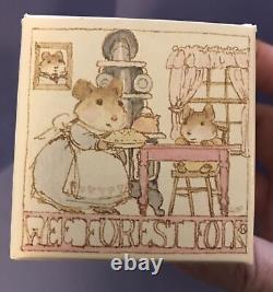 Wee Forest Folk WFF M-105 Wash Day Retired in 1984 by Annette Petersen with Box