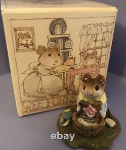 Wee Forest Folk WFF M-105 Wash Day Retired in 1984 by Annette Petersen with Box