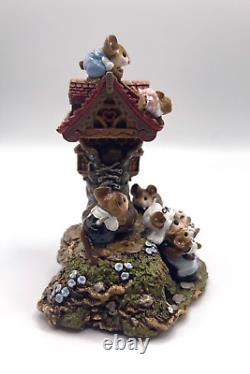 Wee Forest Folk WFF M-189 The Little Mice Who Lived in Shoe Retired in 2021