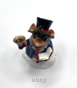 Wee Forest Folk WFF M-420 Poppa Caroler Retired in 2021