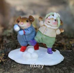 Wee Forest Folk Winter M-408a Dynamic Duo (RETIRED)