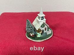 Wee forest folk church sene m-263 pulling a sled with presents retired 2013